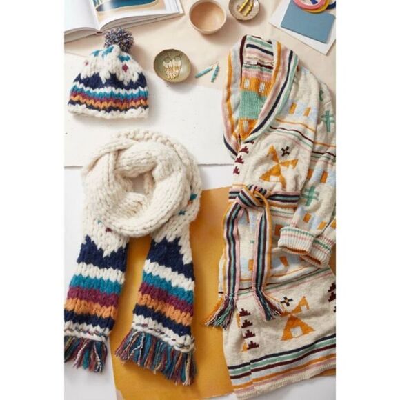 Faherty X B.Yellowtail Scarf Chunky Knit - Picture 5 of 6